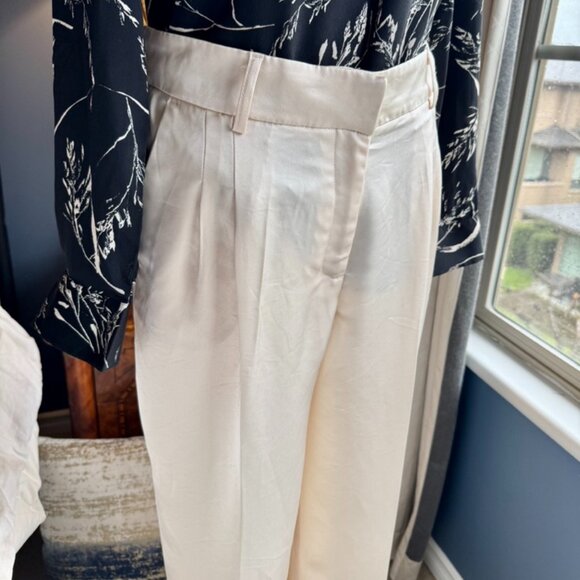 House of Harlow Cream Satin Straight Leg Pants - Picture 2 of 12